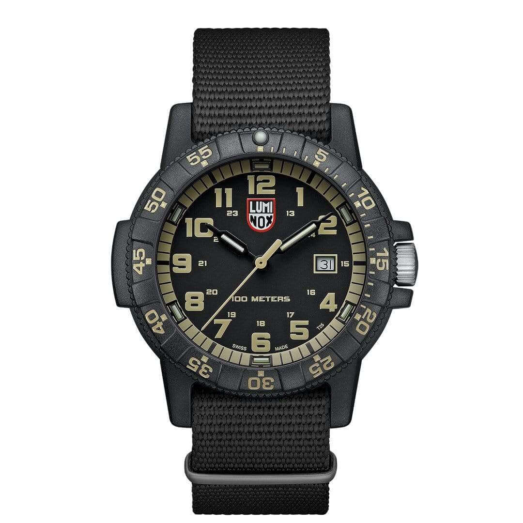 Luminox Leatherback Sea Turtle Giant Ur i Guld